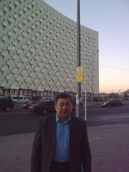 Серик Абдукаримов