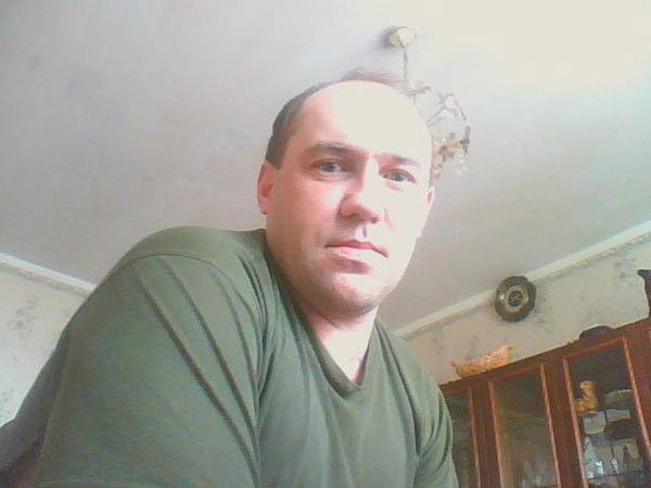 Александр Иваньев