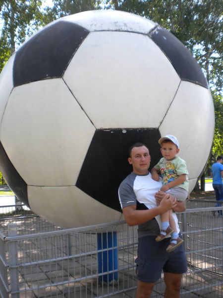 Руслан Шарипов