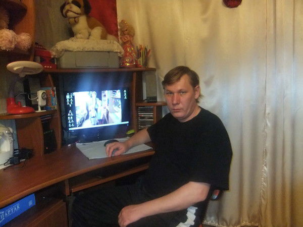 Эдуард Щекотуров