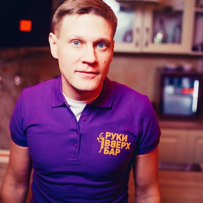 Антон Хлыстов