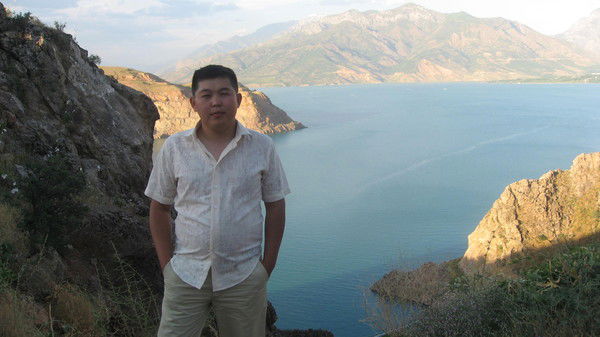 Азамат Булегенов