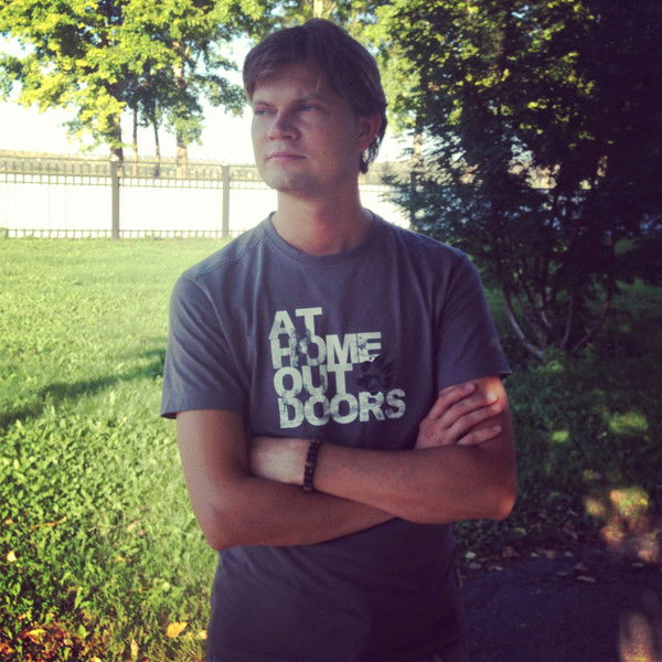 Максим Лексутов