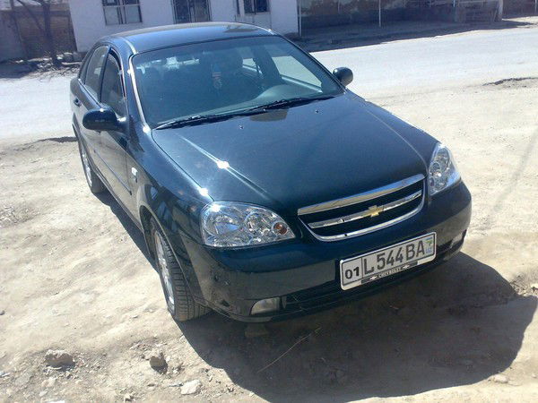 Кахрамон Махкамов