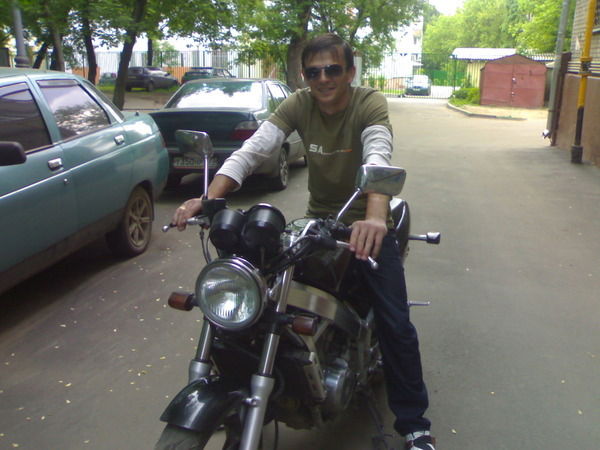 Дато Чолария