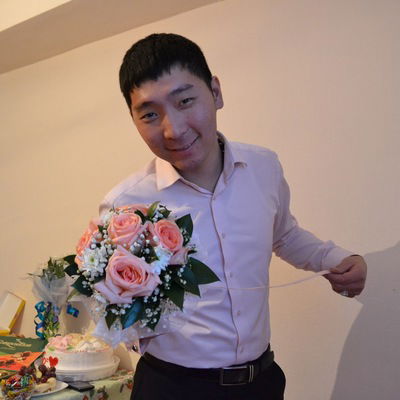 Александр Жалсанов