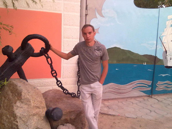 Александр Сероухов