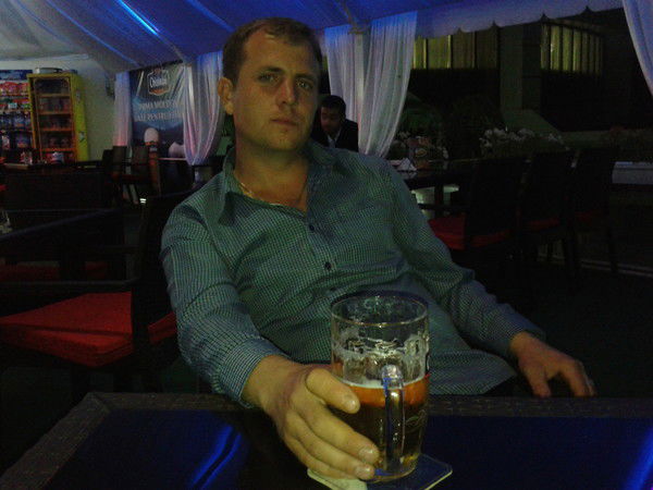 Ваня Мовилэ