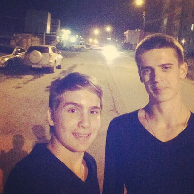 Саня Востряков