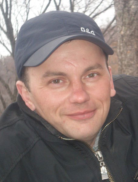 Максим Стойник