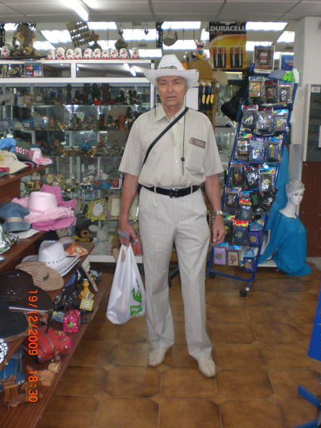 Александр Добров