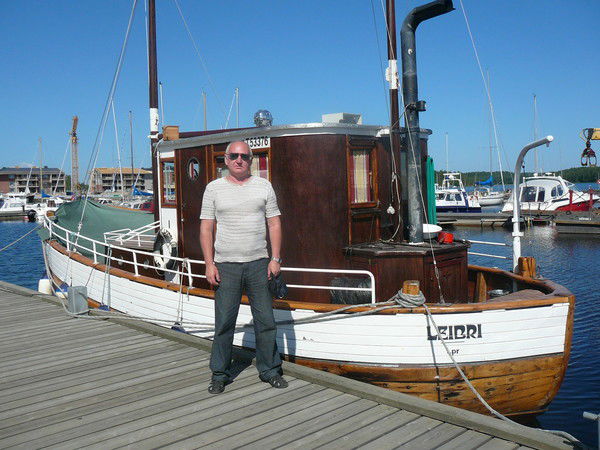 Павел Мельников