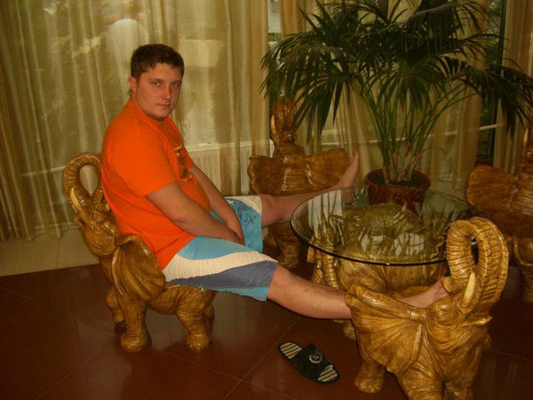 Александр Демидов