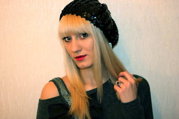 Аня Изюмова