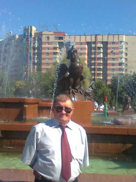 Станислав Хван