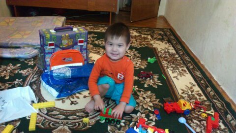 Марат Ахунбаев