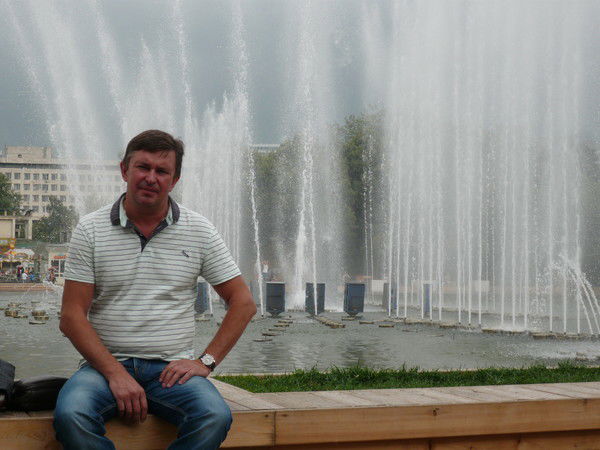 Александр Старухин