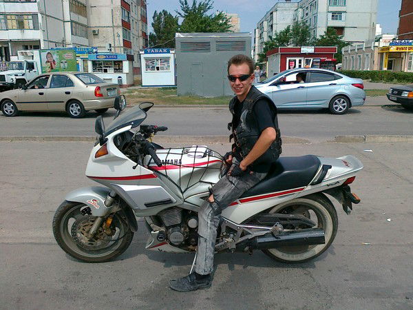 Александр Бес