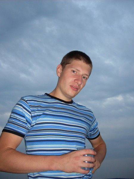 Олег Кужельный