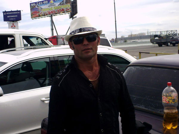 Ахроржон Ахматов