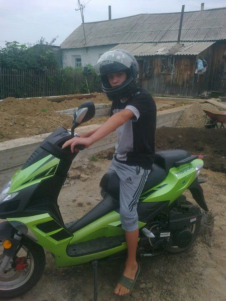 Петя Макаров