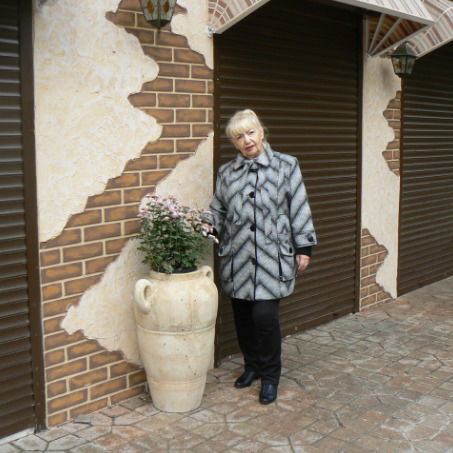 Lлариса Рыжкова