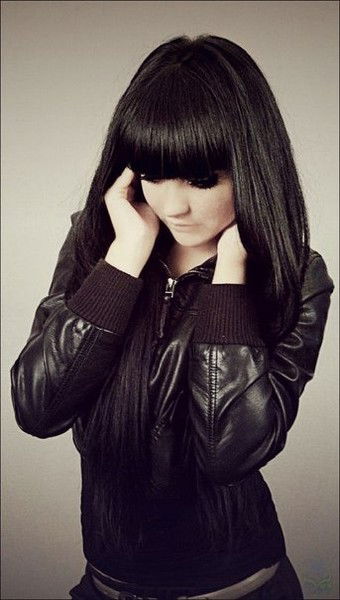 Кареглазая Брюнетка