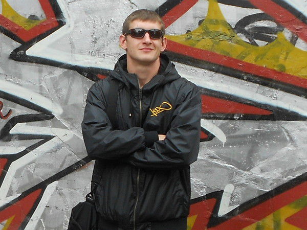 Денис Зверев