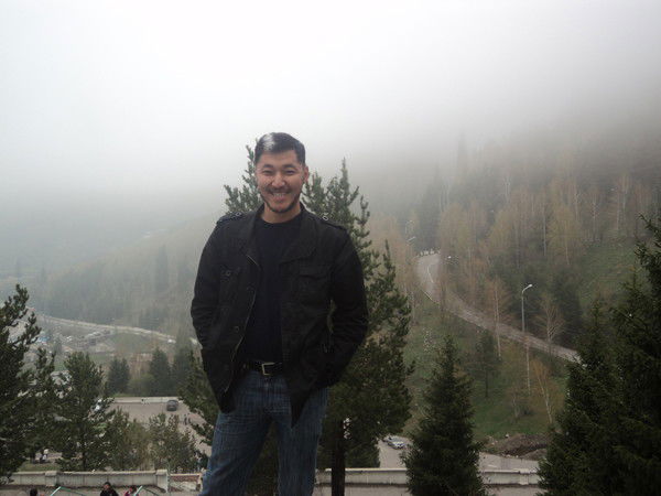 Данияр Касенов