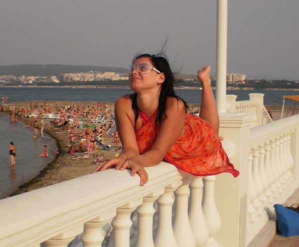 Яна Романова