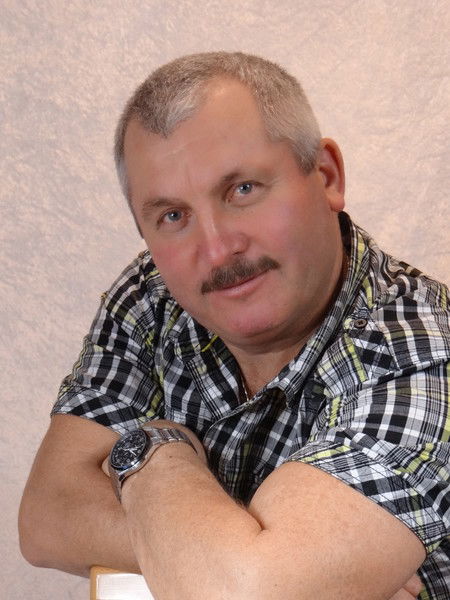 Виктор Лазарев