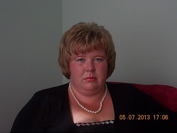 Лена Николаева