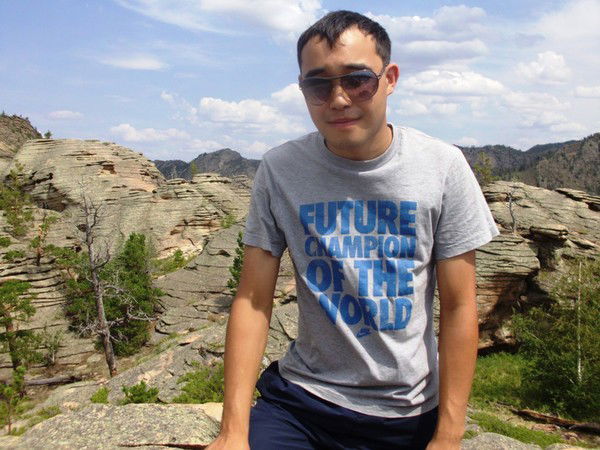 Сабит Адамов