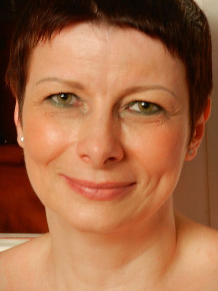 Анна Иволина