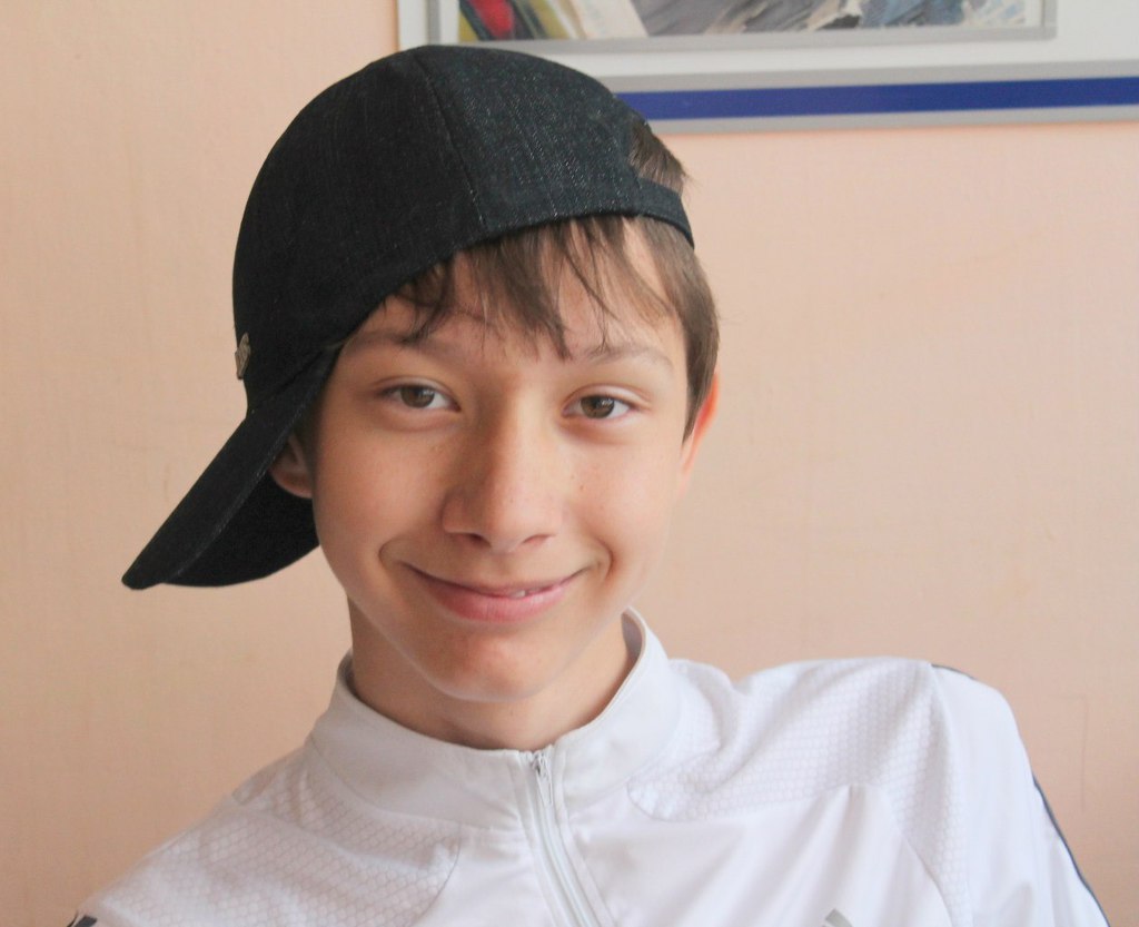 Максим Олокин