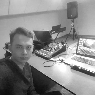 Максим Лазарев