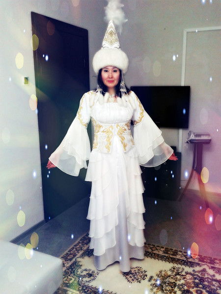 Айман Ахметолла