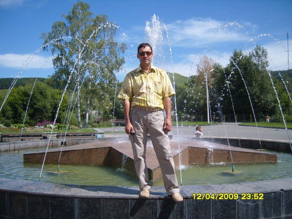 Олег Безрученков