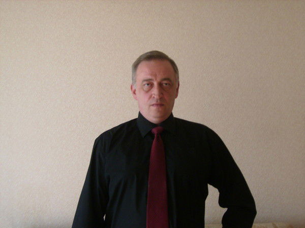 Олег Савельев