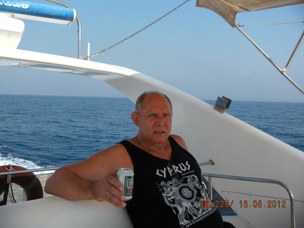 Сергей Любавин