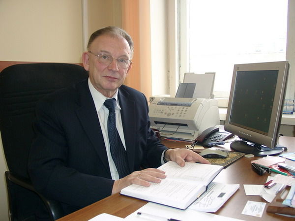 Игорь Лазаревич Ахрамович