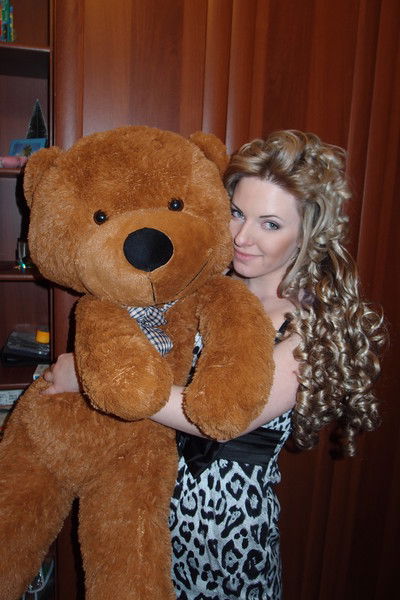 * A N A S T A S I A *