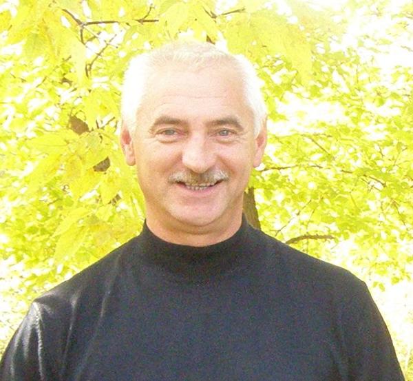 Александр Якушенко