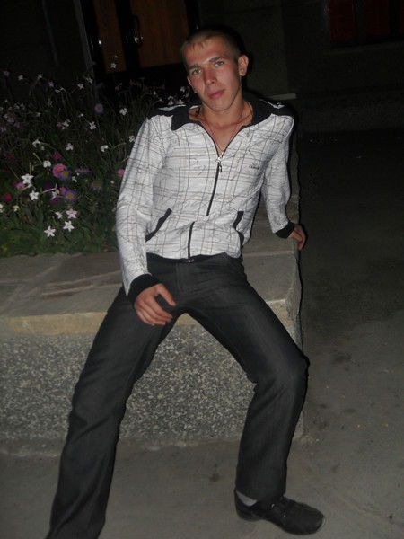 Слава Николаев