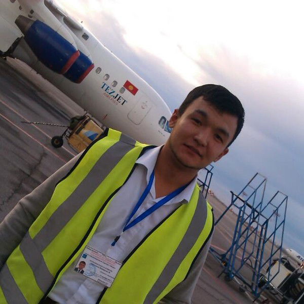 D(^_~)B...кz... D(^_^)B...кz...