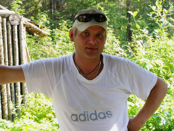 Андрей Новоселов