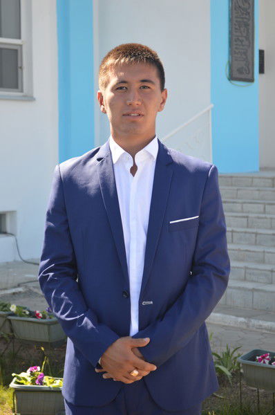 Максат Назаркенов