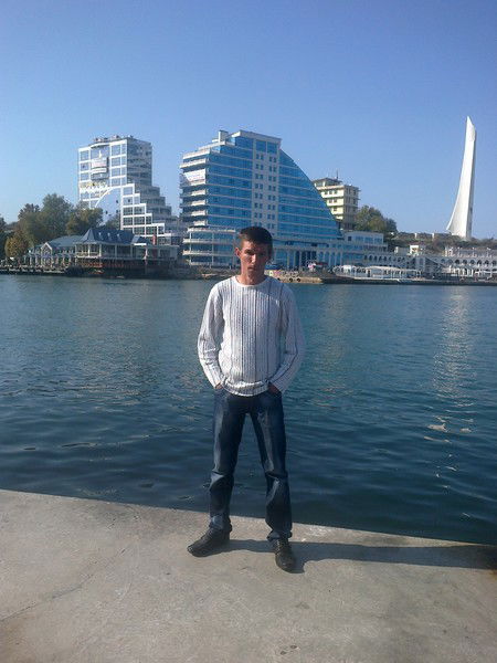 Андрей Капелюшный