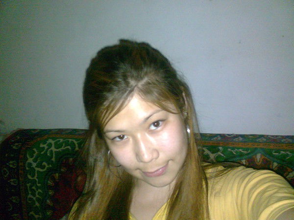 Айнур Алматова