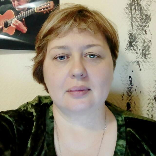 Елена Попова